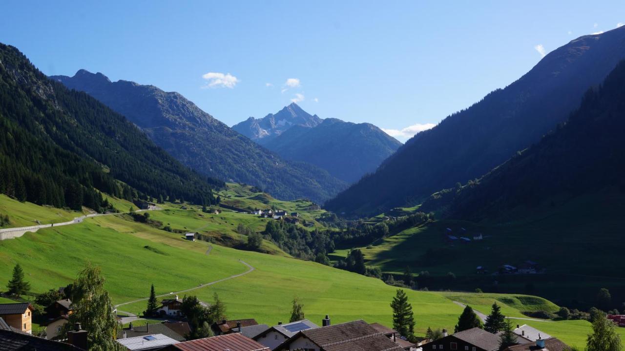 Hotel Vallatscha Curaglia Extérieur photo