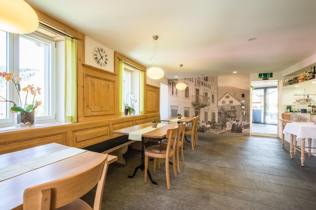 Hotel Vallatscha Curaglia Extérieur photo