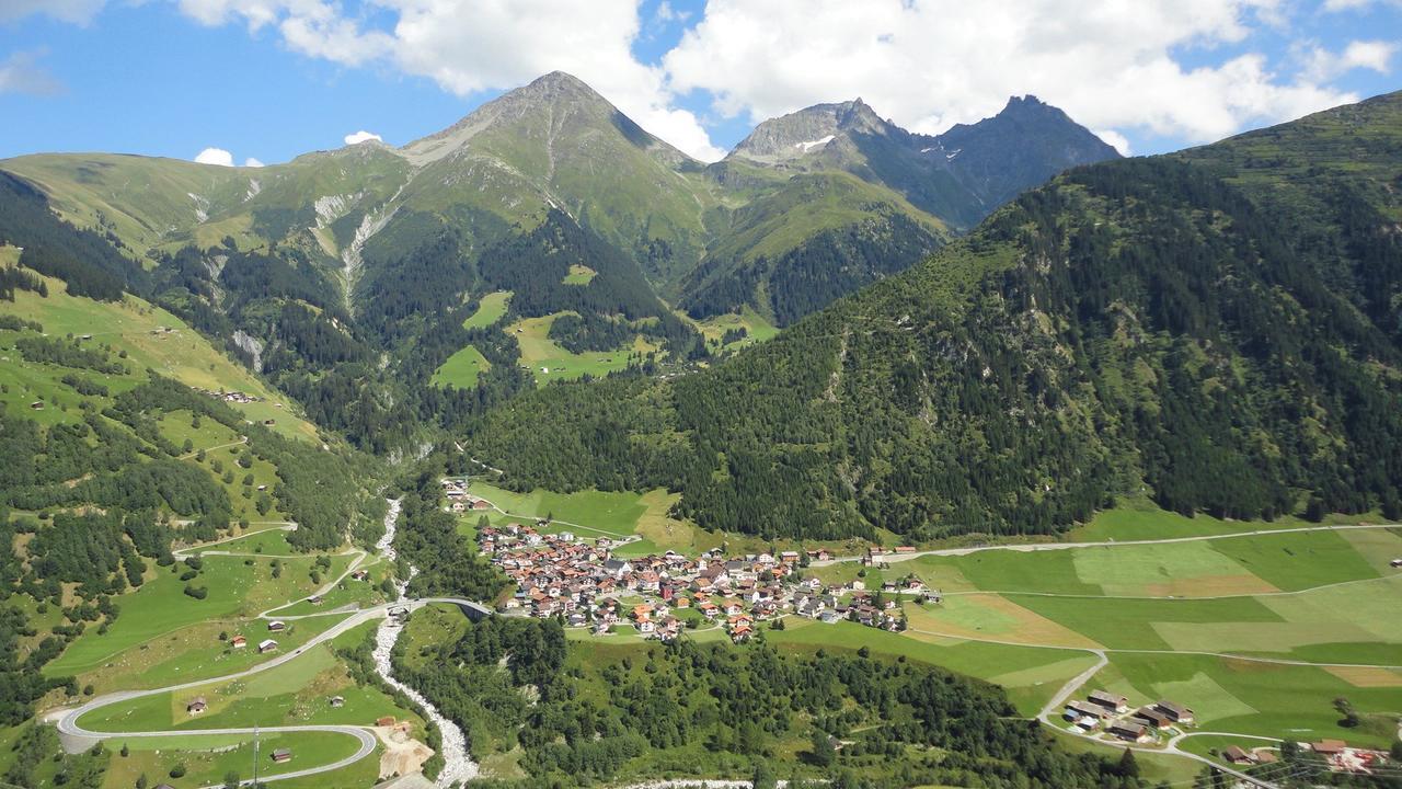 Hotel Vallatscha Curaglia Extérieur photo