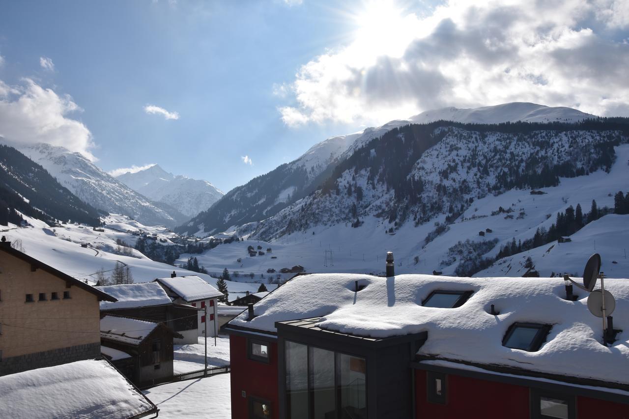 Hotel Vallatscha Curaglia Extérieur photo